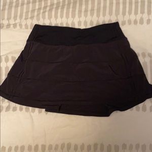 Lululemon black skirt used